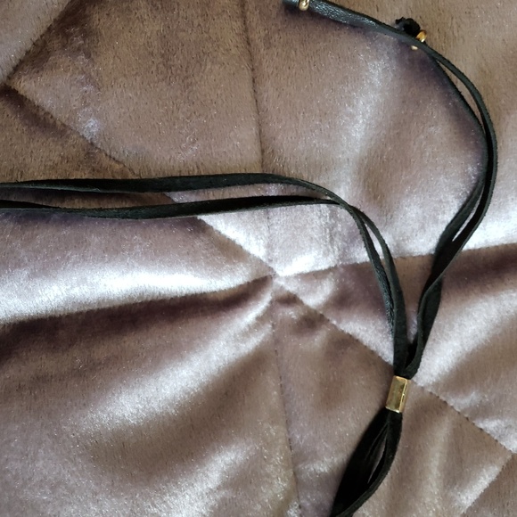 Necklace - Picture 4 of 4